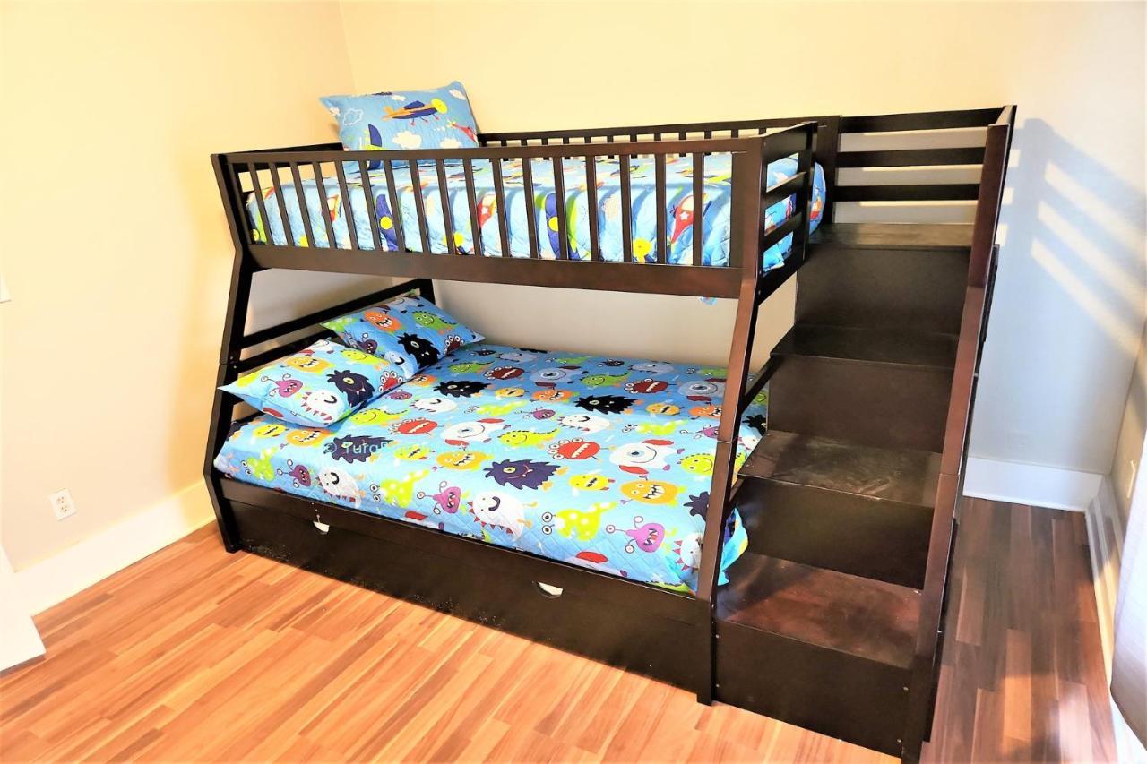 Casaazul-2605A-Couples Retreat By Beach & Pleasure Pier 1 Block Away- 2Bed 2Bath- 7 Minutes To Cruise Terminal غالفيستون، تكساس المظهر الخارجي الصورة