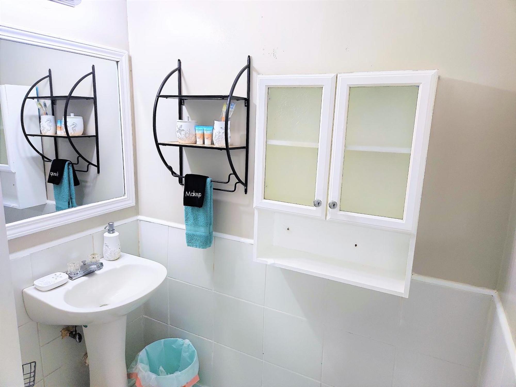 Casaazul-2605A-Couples Retreat By Beach & Pleasure Pier 1 Block Away- 2Bed 2Bath- 7 Minutes To Cruise Terminal غالفيستون، تكساس المظهر الخارجي الصورة
